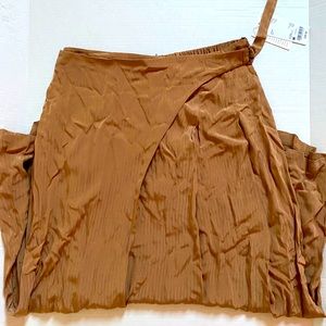 Uniqlo x Hana Tajima Skirt